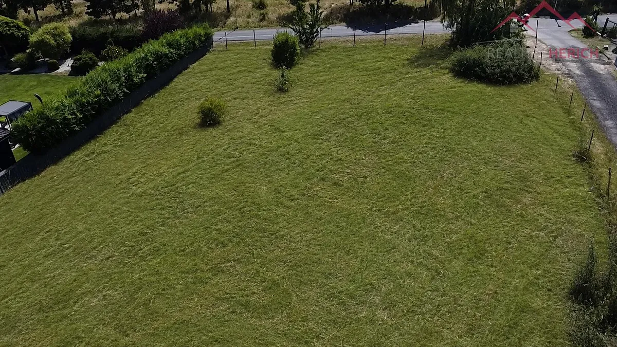 Prodej stavebního pozemku 932 m²